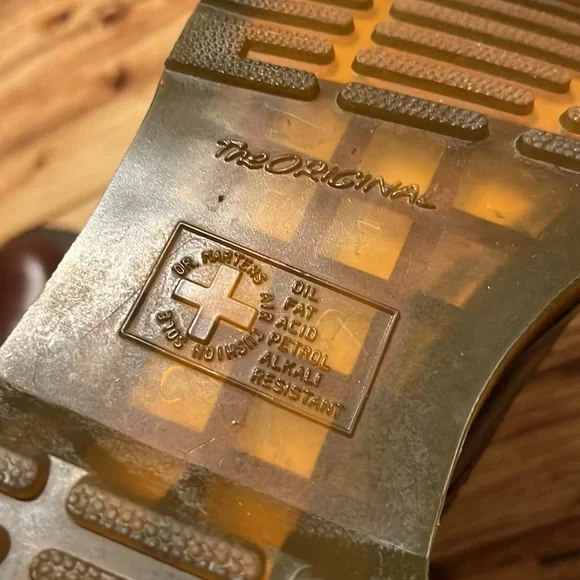 🍁🍃🍁• ⛑ Dr. Marten’s x No Autumn needed ⛑•🍃🍁 - Picture 15 of 16